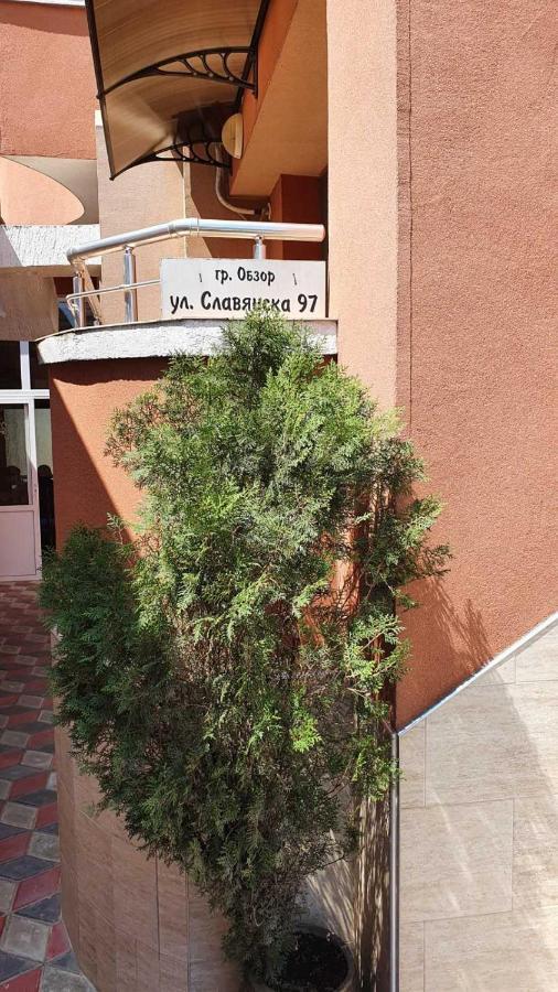 Marianas Guesthouse Obsor Exterior foto