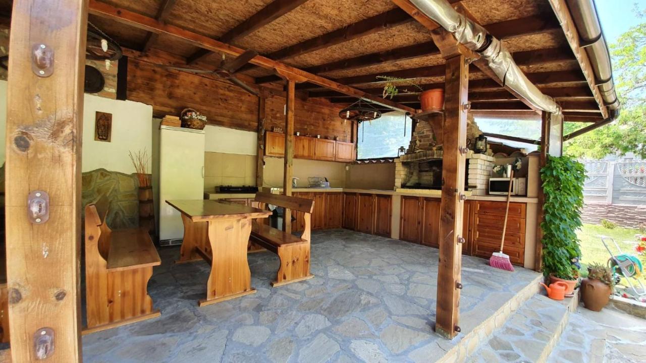 Marianas Guesthouse Obsor Exterior foto