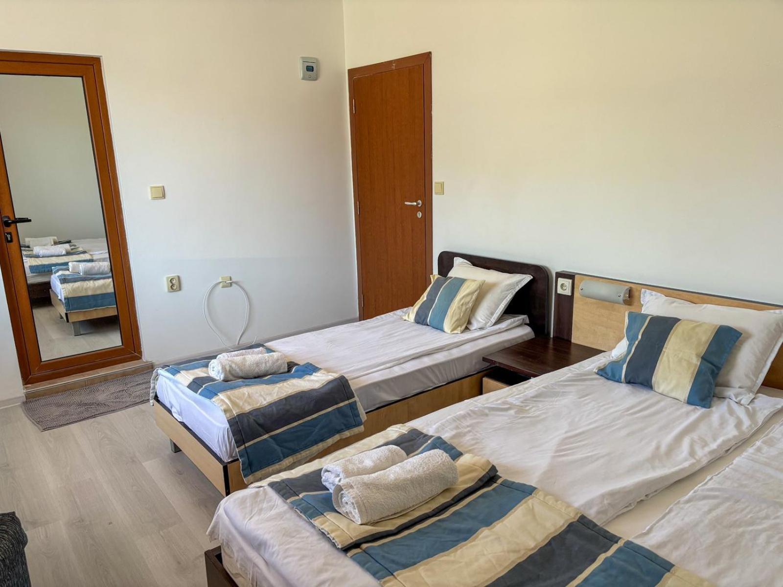 Marianas Guesthouse Obsor Exterior foto